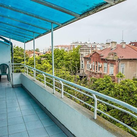 Spacious & Sunny Maisonette With Terrace Near Centre By Flаt Manаger Burgas City Eksteriør billede